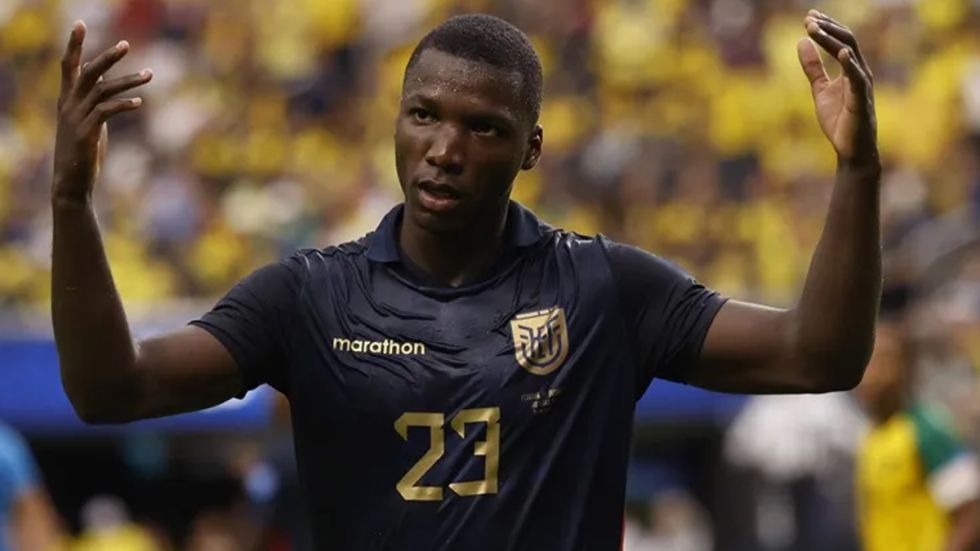 La razón por la que Moisés Caicedo no estará ante Bolivia y otras bajas que tiene Ecuador