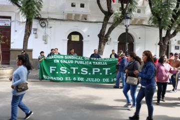 Montes mantiene respaldo al director del Sedes