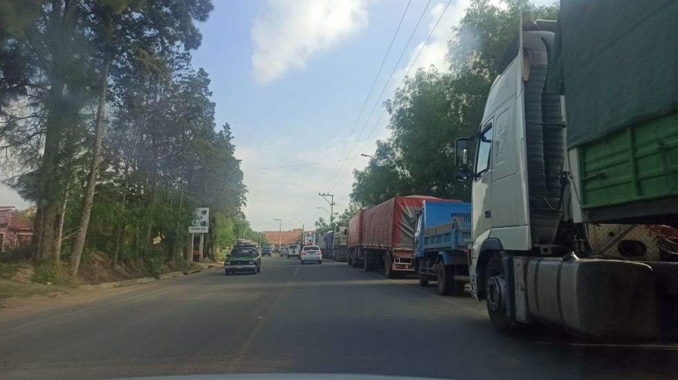 Carburantes: La ANH reduce el cupo y culpa a los bloqueos