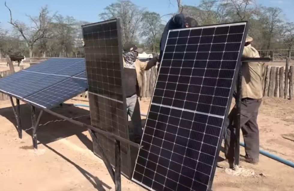 Villa Montes: Usan energía solar para los pozos de agua