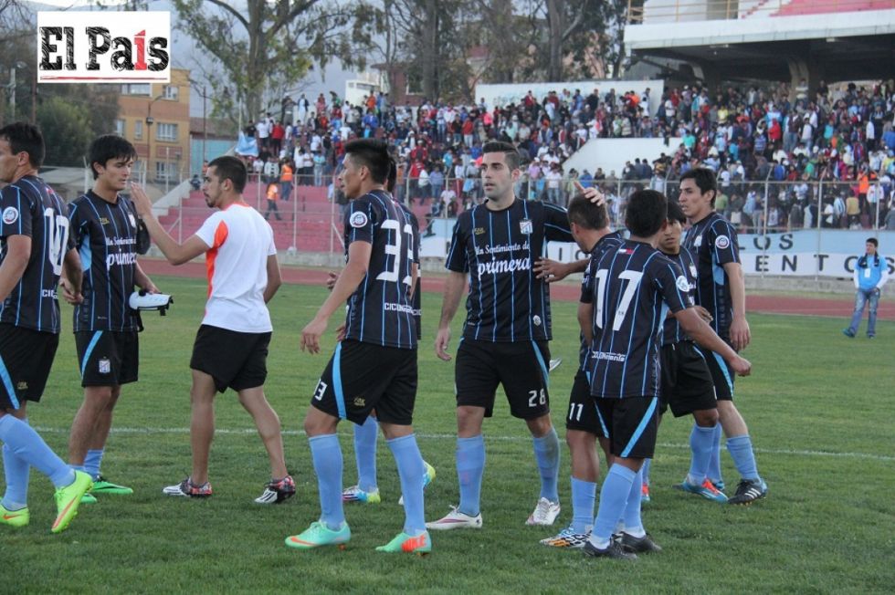 Festejo del triunfo ante Petrolero 