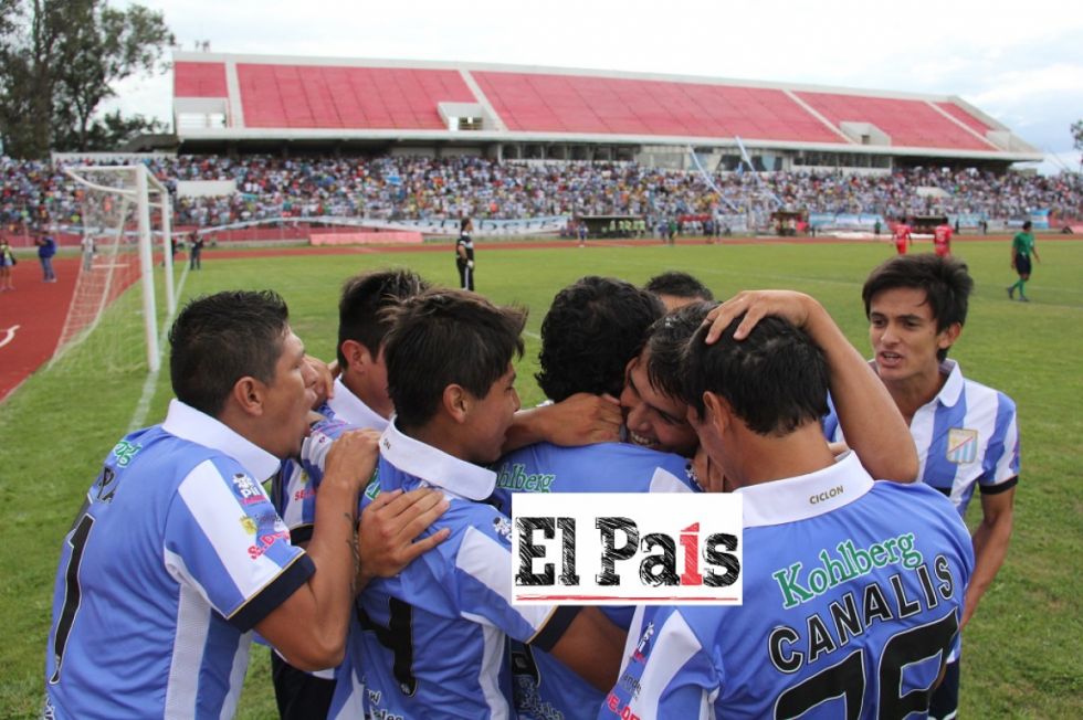 Celebración del gol ante Guabirá