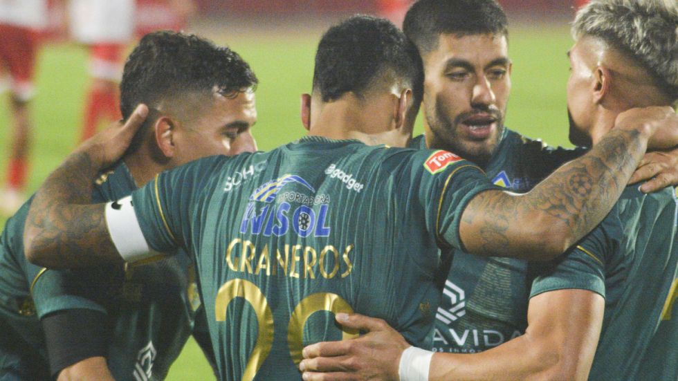 Siete partidos en veinte días: Así se avecina el apretado calendario para Tomayapo