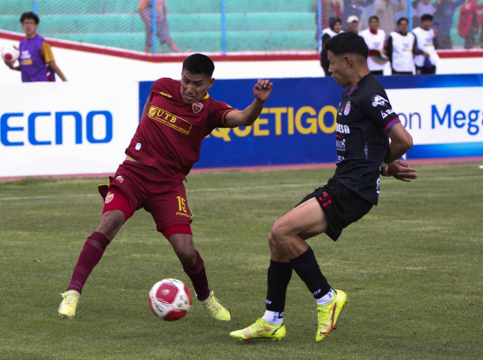 Real Oruro salva un empate  ante la “U” con polémico penal 