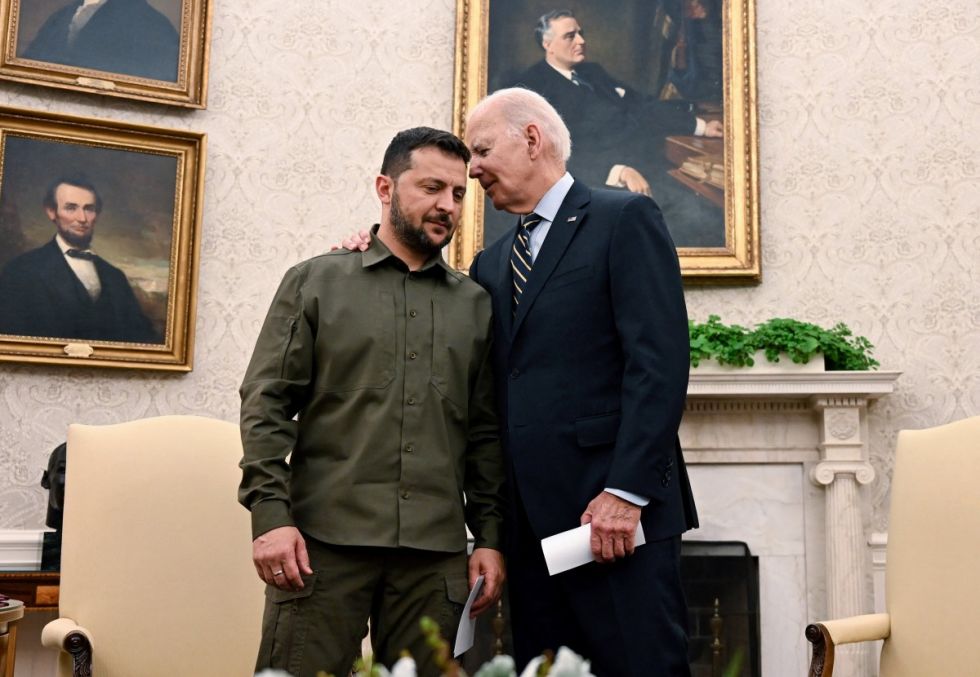 Biden autoriza a Ucrania usar misiles de largo alcance contra Rusia