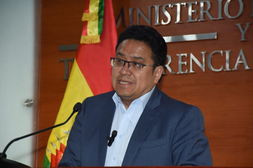 Gobierno ve ilegal la promulgación de la ley antiprórroga de magistrados y dice que Andrónico habría cometido tres delitos