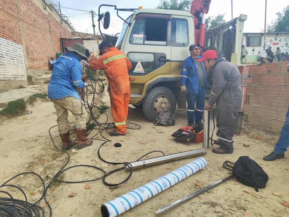 Gobernación donó equipo para asegurar agua en Morros Blancos