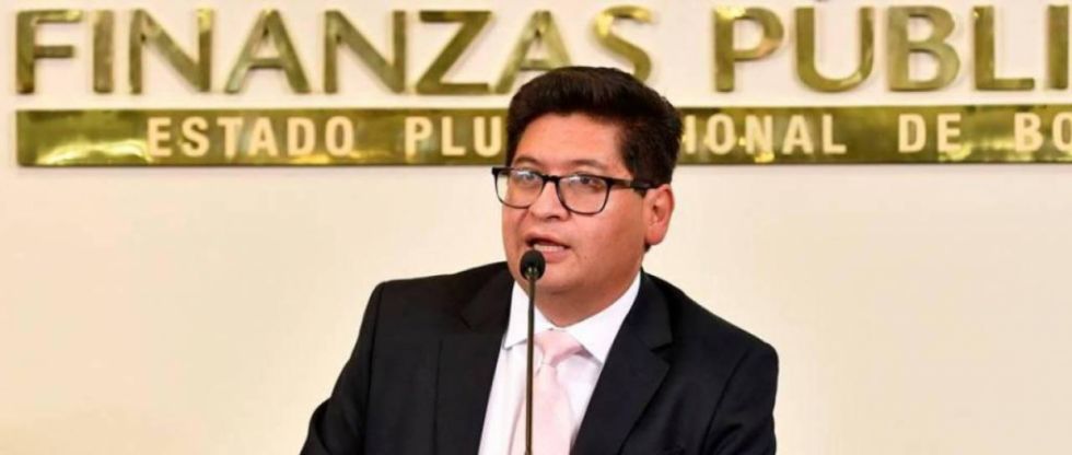 Montenegro responde a gobernadores y dice que sería un despropósito si rechazaran el PGE 2025
