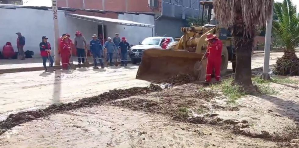 Más de 300 personas realizan limpieza en Palmarcito tras nuevo desborde de la quebrada 