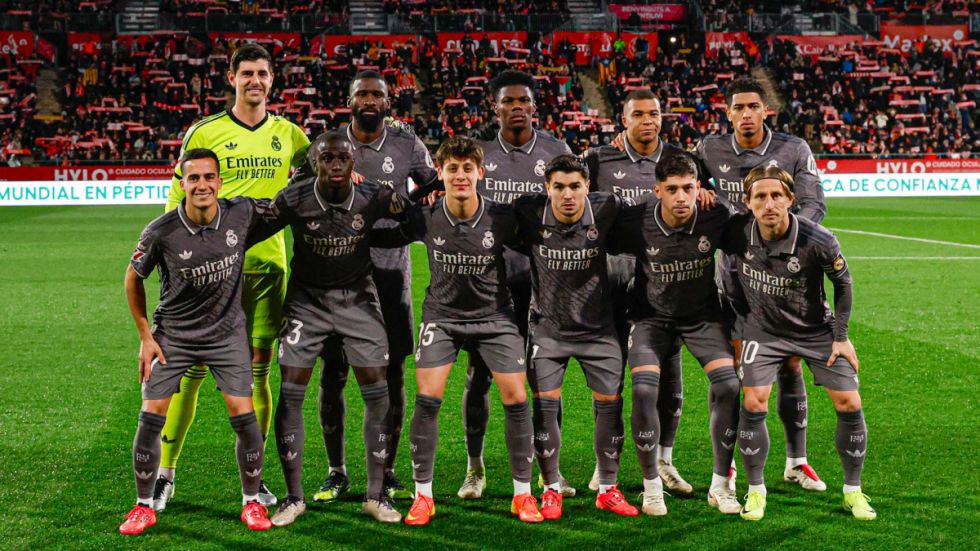 El Real Madrid golea al Girona  y se acerca al liderato de la Liga 