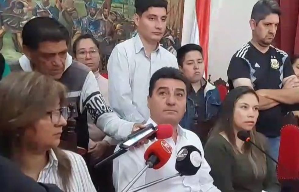 Alcalde y sector turístico se declaran en emergencia por el precio de los pasajes aéreos