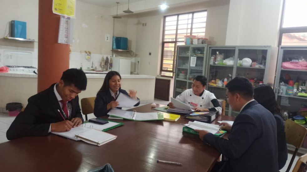 Uno de cada tres bachilleres  aspira a estudiar fuera de Tarija