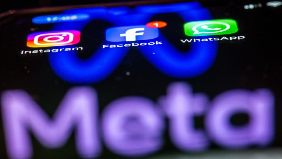 Facebook, Instagram y WhatsApp, caen los servicios de Meta en varios países