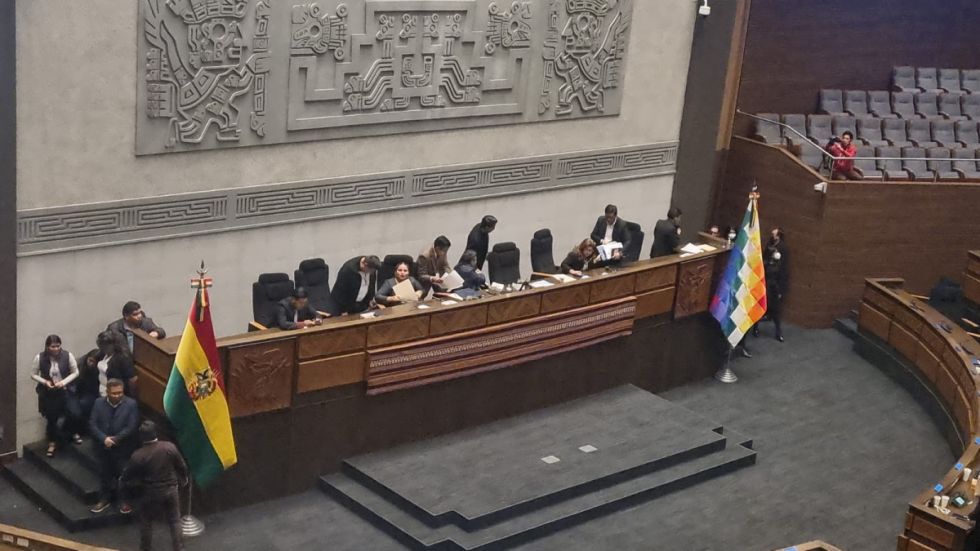 Suspenden la sesión de la ALP hasta el martes