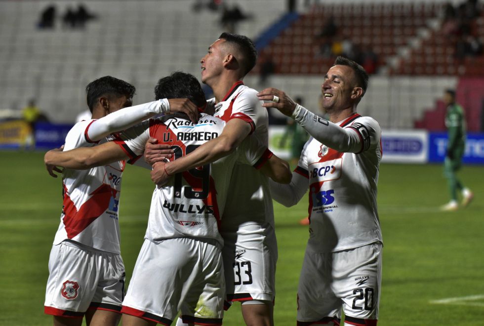 Nacional Potosí sube a la tercera casilla, luego de enterrar a Oriente Petrolero 