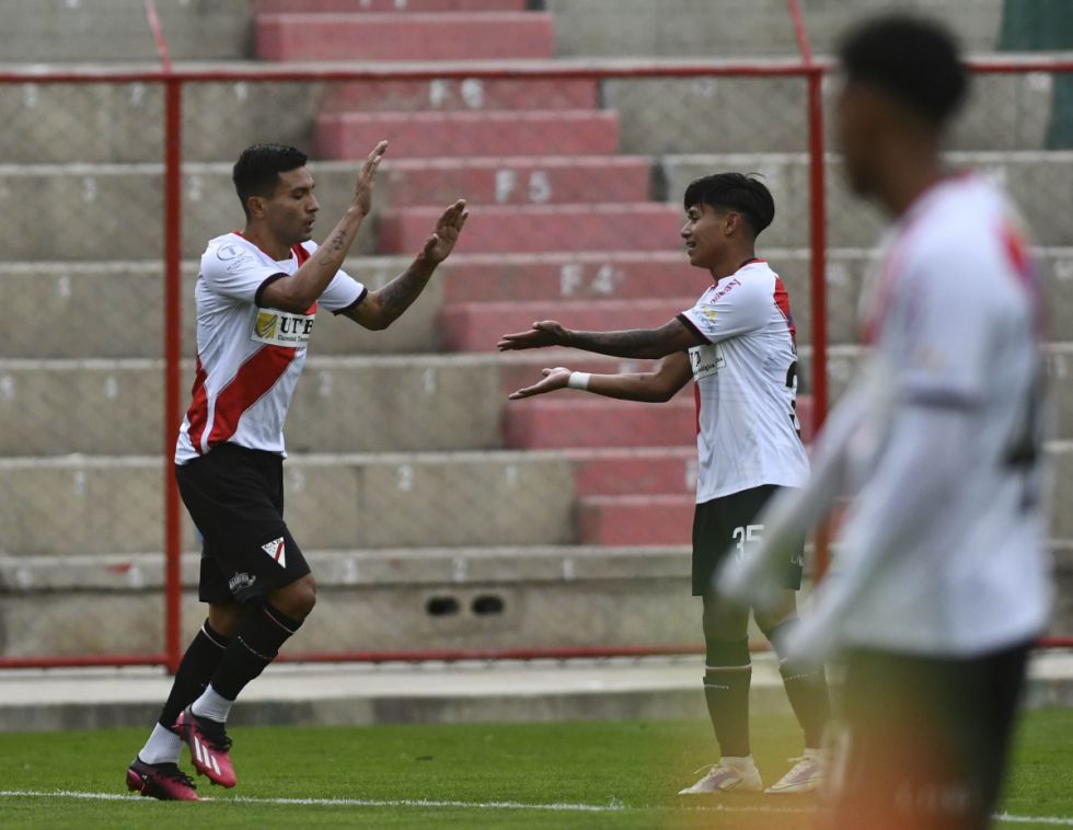 Always Ready se hace respetar con una goleada en El Alto