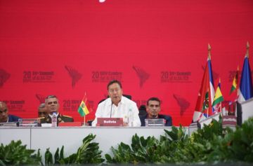 Luis Arce denuncia “Guerra híbrida” en Bolivia