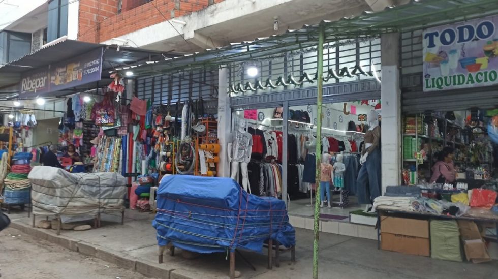 Comerciantes: Por la crisis caen las ventas navideñas