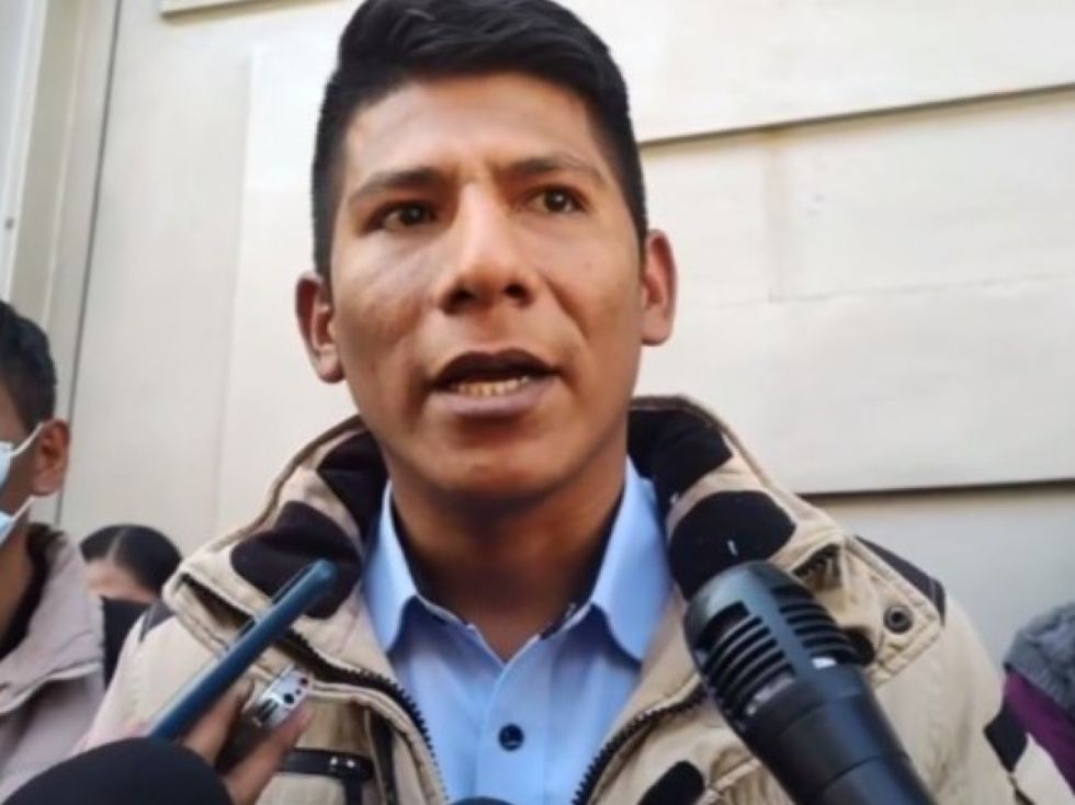 Investigan al dirigente cocalero Arnold Alanez por prender fuego a una persona