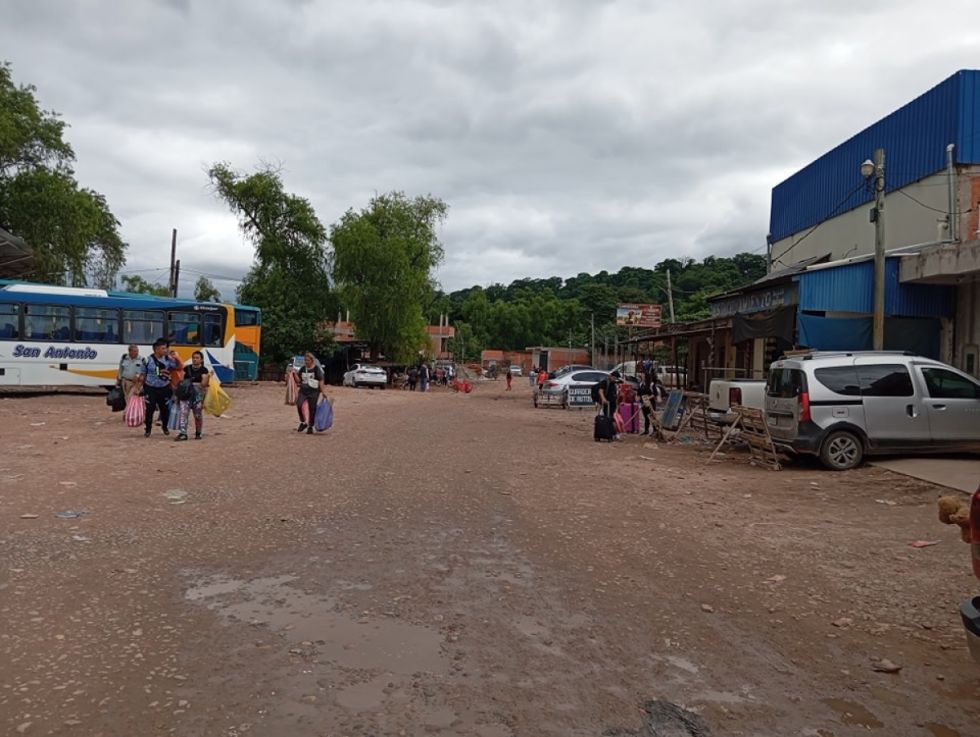 Conflicto con los bagayeros en Orán frenó el comercio en Bermejo