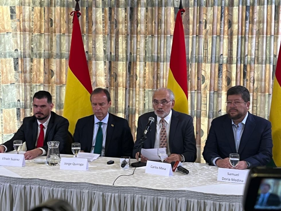 Elecciones 2025: Liderazgos  divididos opacan pacto opositor 