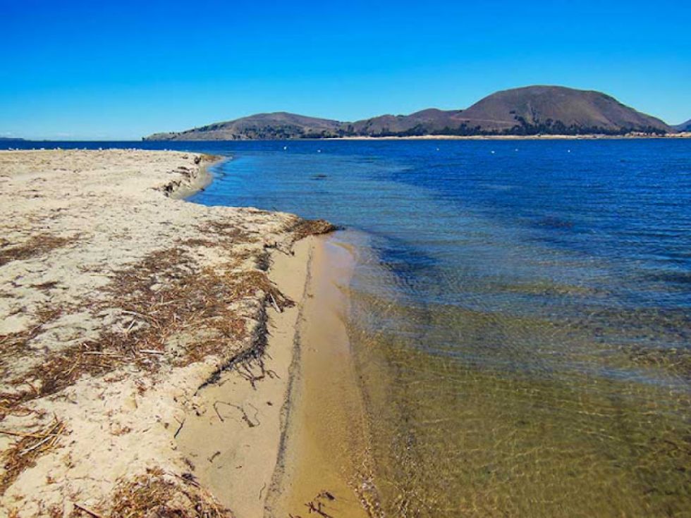 Un joven muere ahogado tras caer de un bote en el Titicaca