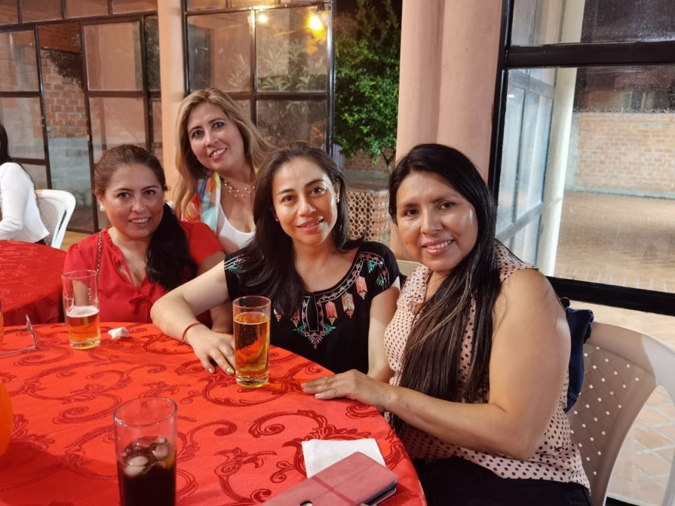 Paola Vásquez, Patricia Barrios, Virginia Villarroel y Blanca Arce