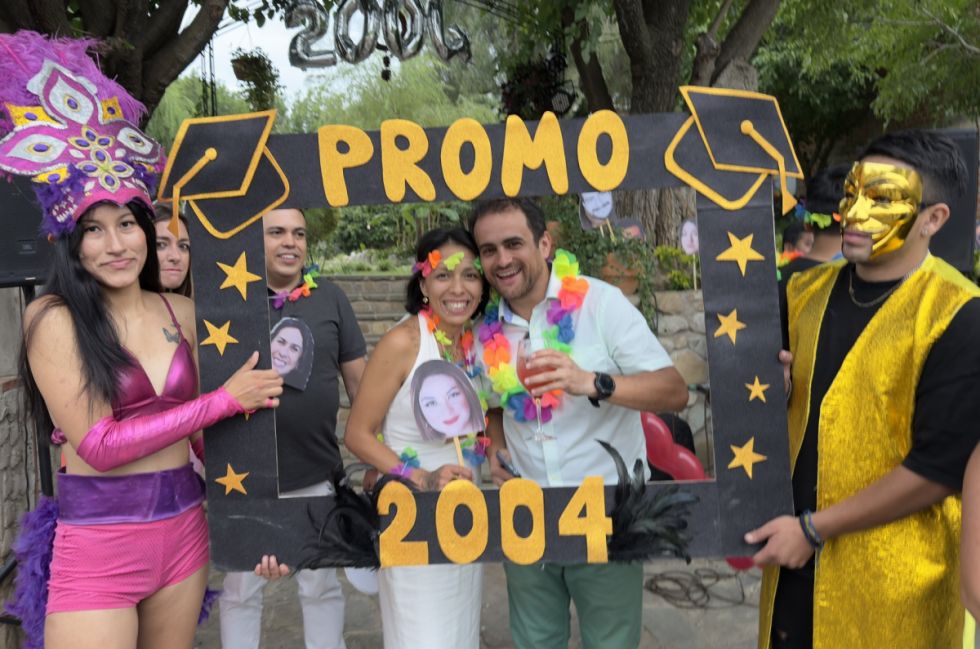 Promo La Salle 2004 festejando 20 años