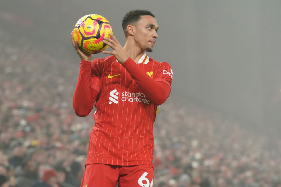 Liverpool rechaza una oferta del Madrid por Alexander-Arnold