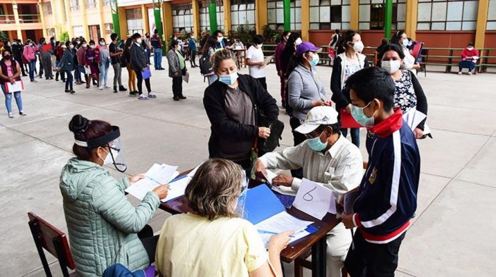 Ministerio de Educación pide denunciar la suba de pensiones escolares