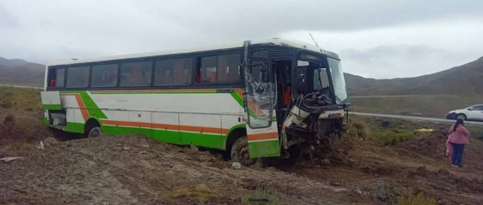 Accidente suma dos muertos y dos heridos