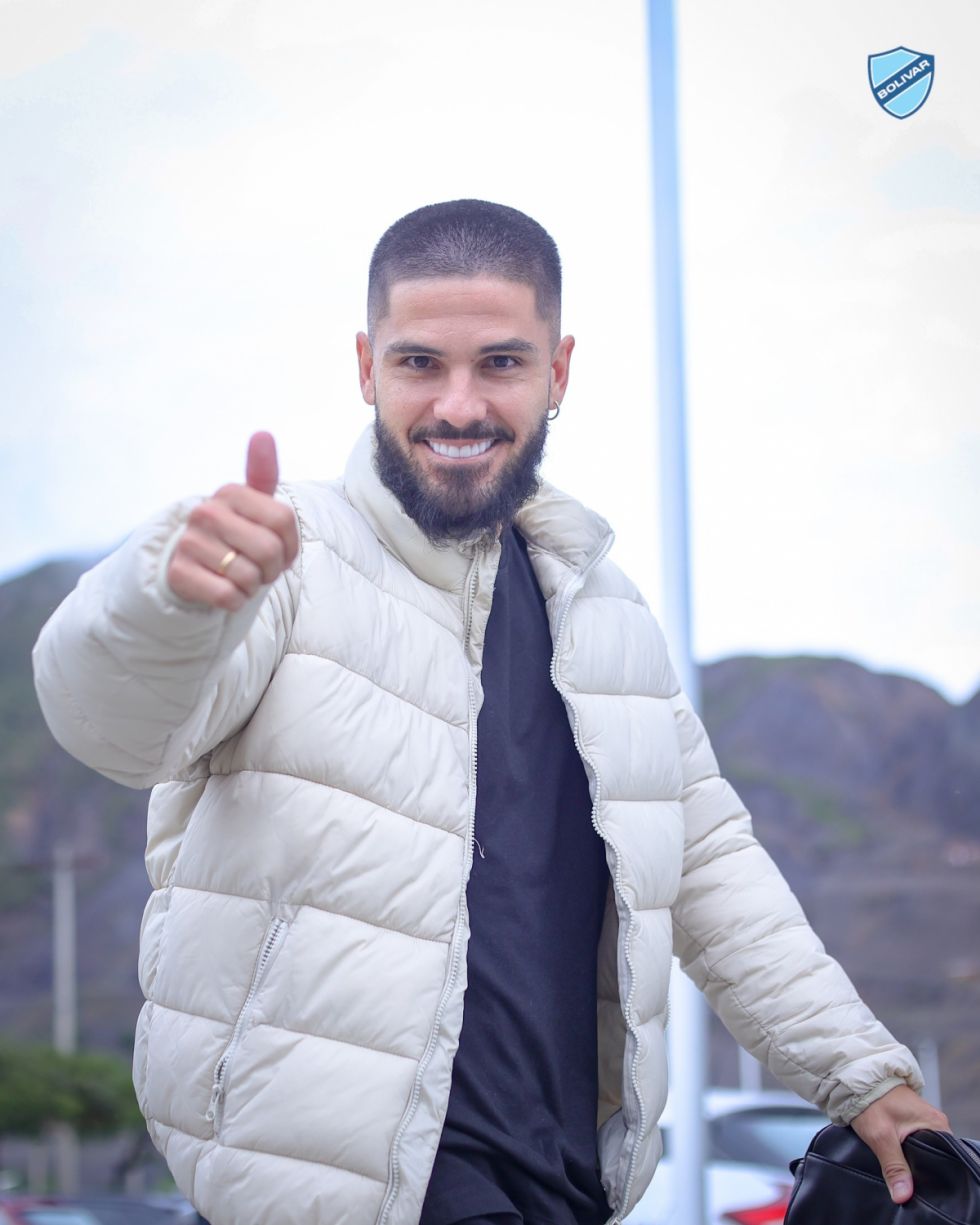 El campeón del fútbol boliviano vuelve a los entrenamientos 