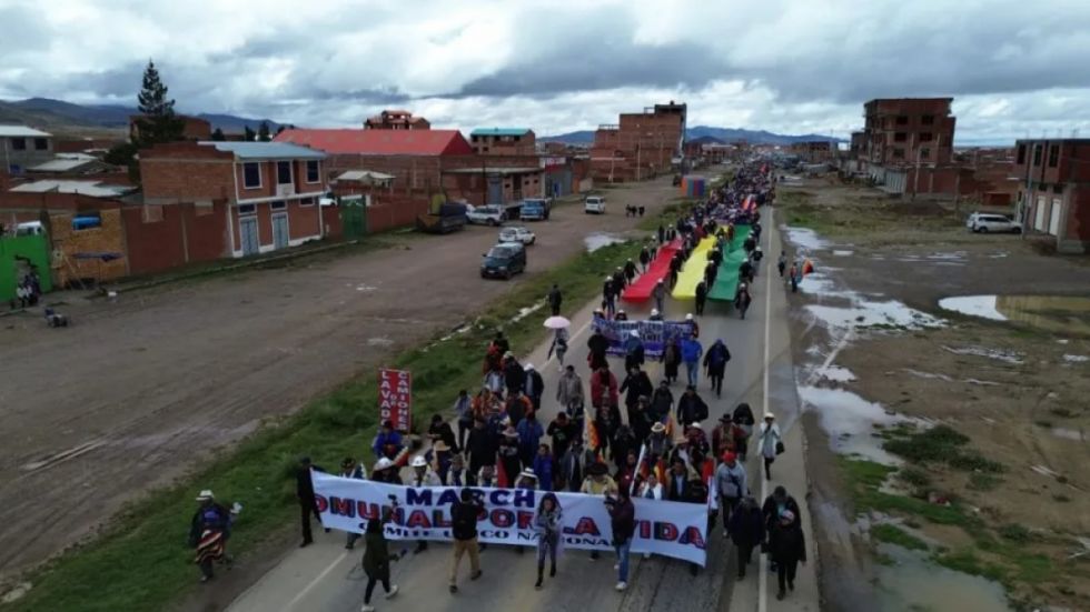 Evistas justifican protesta y arcistas critican