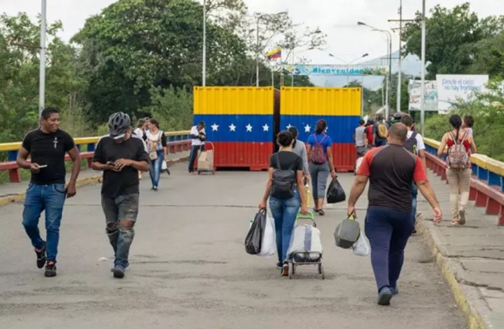 Colombia confirma la reapertura de la frontera con Venezuela tras 72 horas cerrada