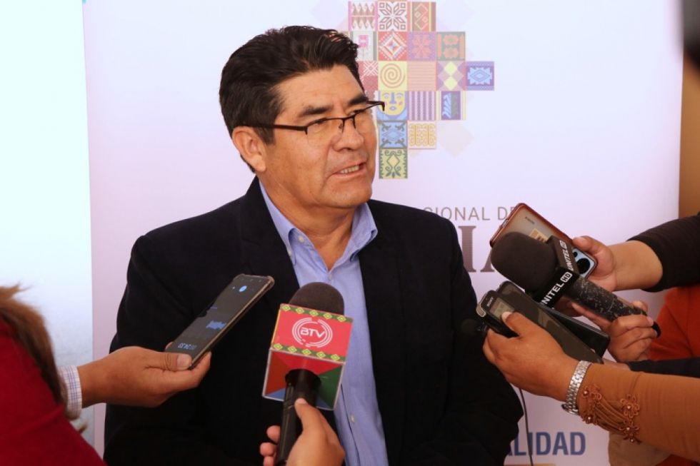 Gobierno analizará el alza de pensiones escolares con los colegios