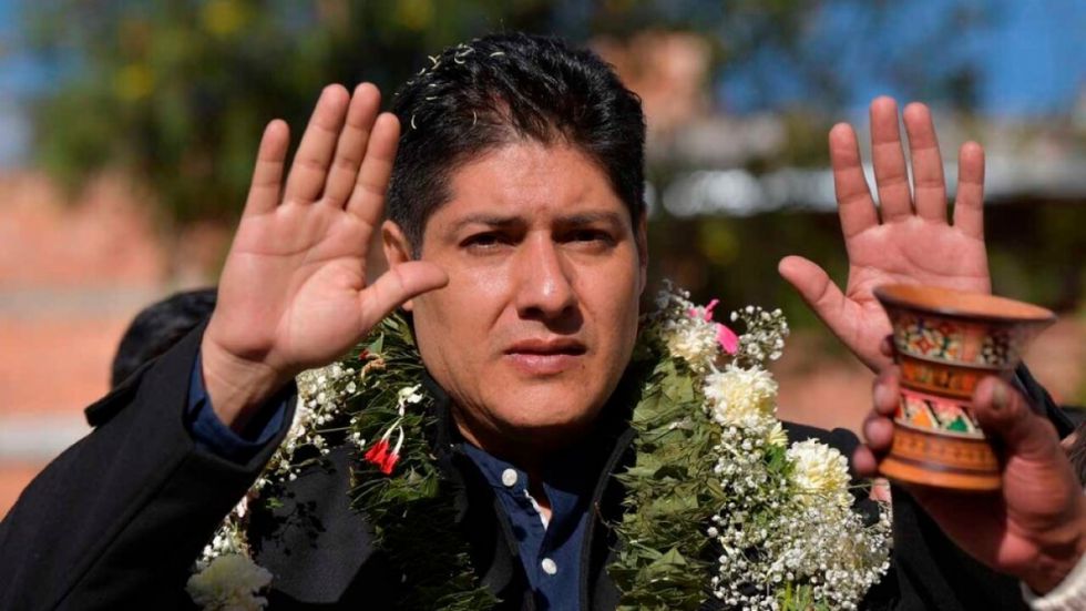 Exministro de Medio Ambiente niega acusaciones de corrupción: "No he robado un centavo"