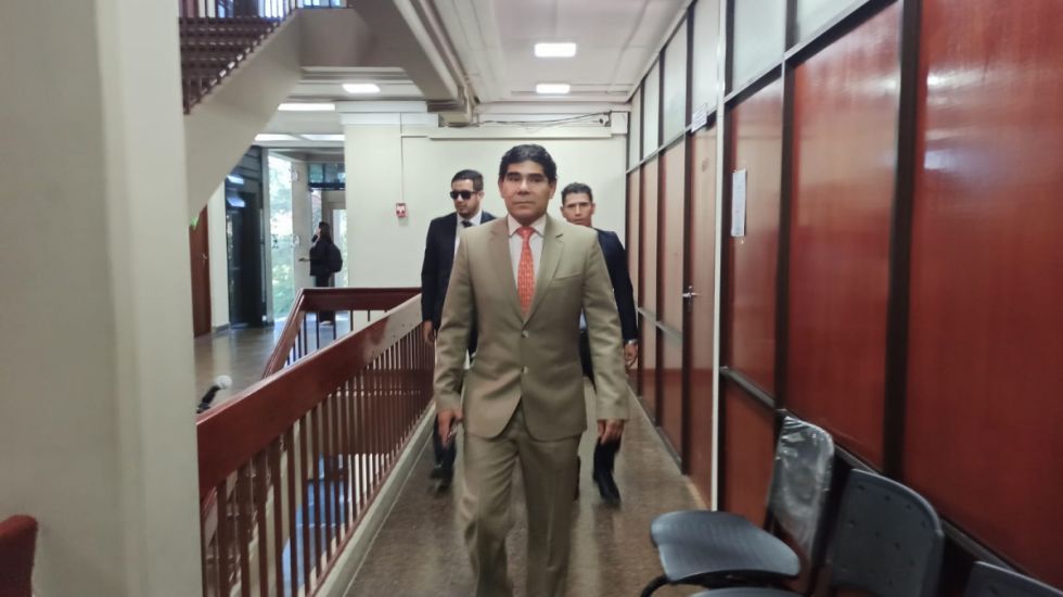 Defensa de Morales apelará la decisión del juez 