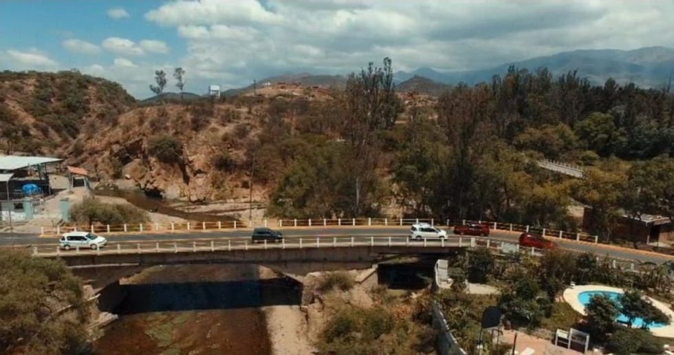 Prevén entregar puente alterno de Tomatitas en julio