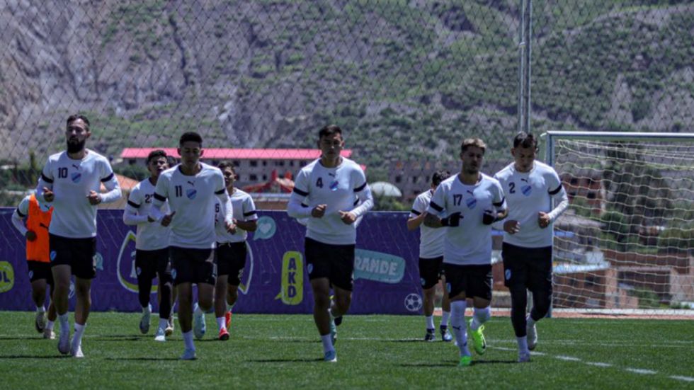 Bolívar analiza sumar un “nueve top” en su centenario