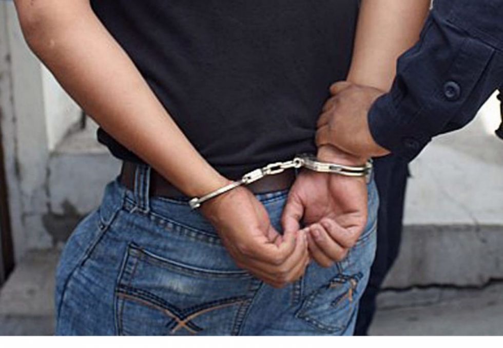Envían a la cárcel a juez acusado de abusar de una niña de 9 años 