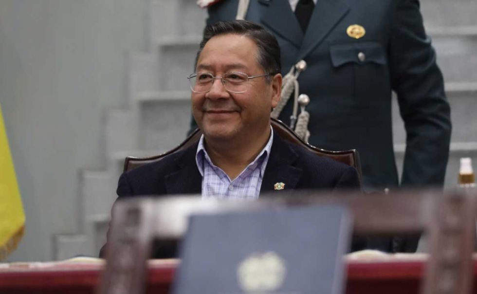 Con el fin de garantizar la obra pública, Gobierno autoriza ajustar precios de materiales de construcción, maquinaria y equipos importados