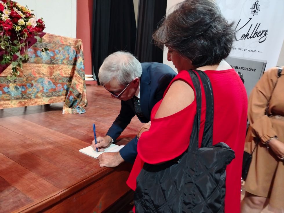 Firma de ejemplares