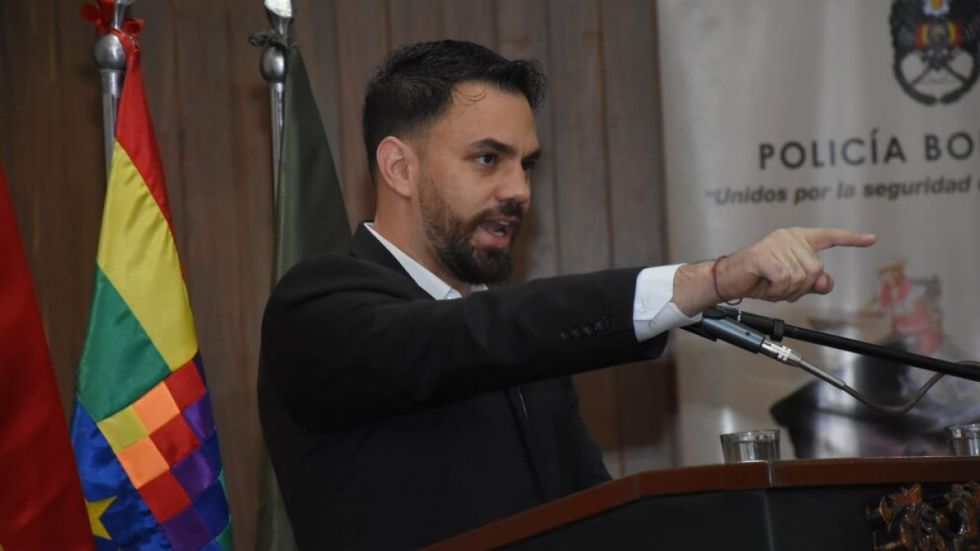 Del Castillo no quiere heridos durante el operativo de aprehensión a Evo	