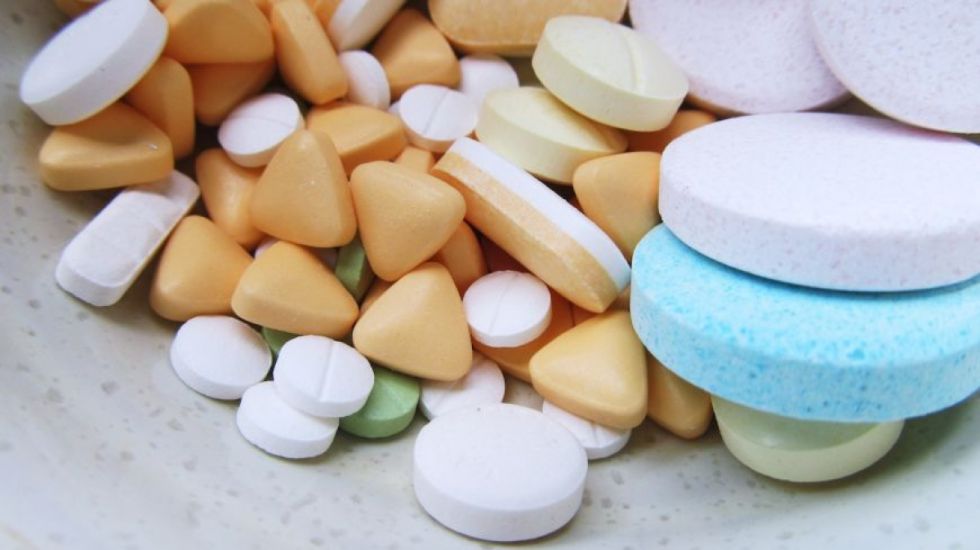 La Industria Farmacéutica urge el acceso prioritario de dólares para garantizar la producción de medicamentos