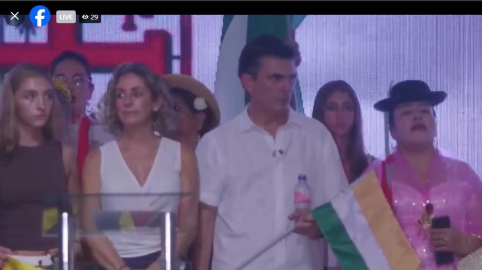 Rodrigo Paz oficializa su candidatura a presidente en Santa Cruz 
