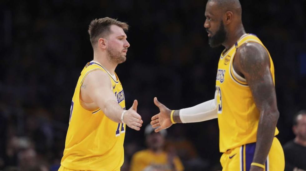 Datos del debut de Luka Doncic en los Lakers junto a LeBron James