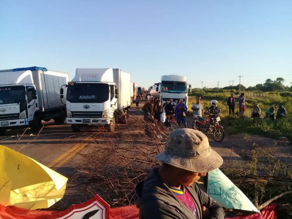 No prosperó el diálogo en Yacuiba, persiste el bloqueo