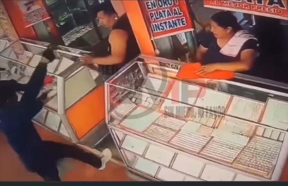 Atracaron una joyería y se llevaron 200 mil bolivianos en anillos