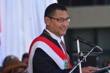 Montes anuncia su retiro de la política