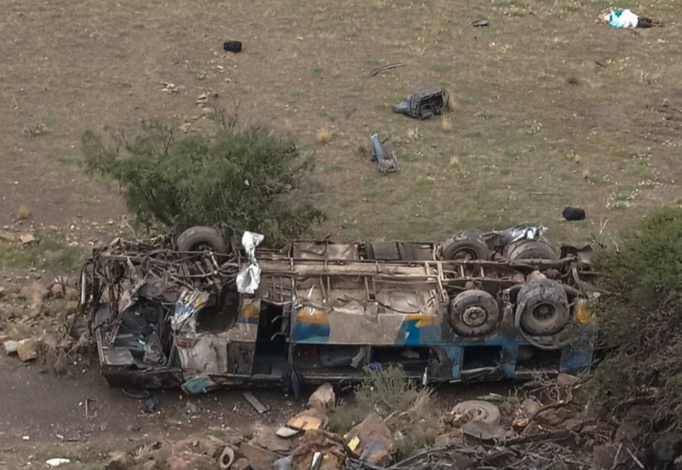 Investigación: Bus que cayó a un barranco en Potosí registró a 25 pasajeros, pero transportaba a 47